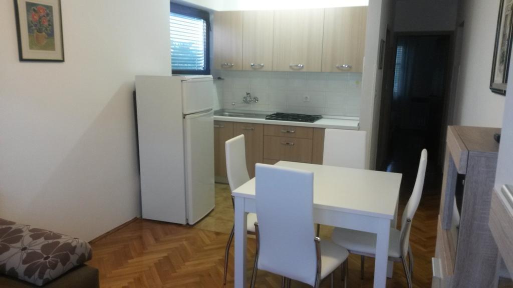 Apt Mirella Apartment Rovinj Habitación foto