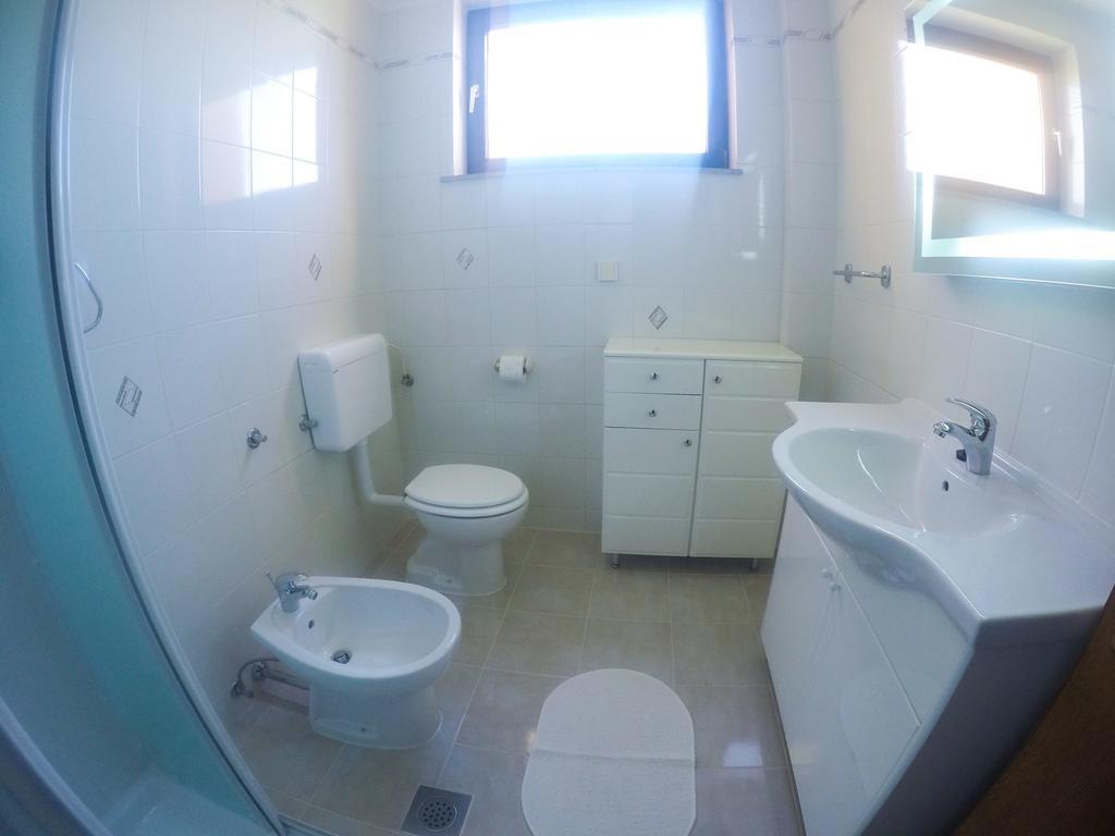 Apt Mirella Apartment Rovinj Habitación foto